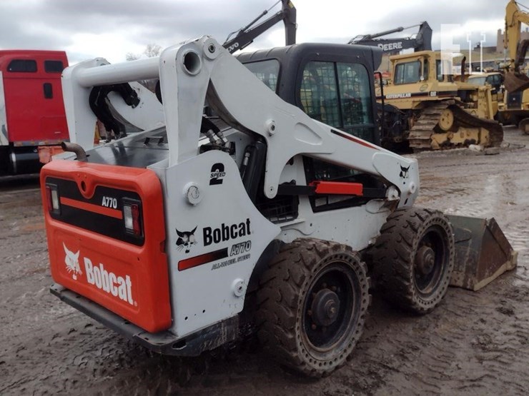 2015-bobcat-a770-image-29