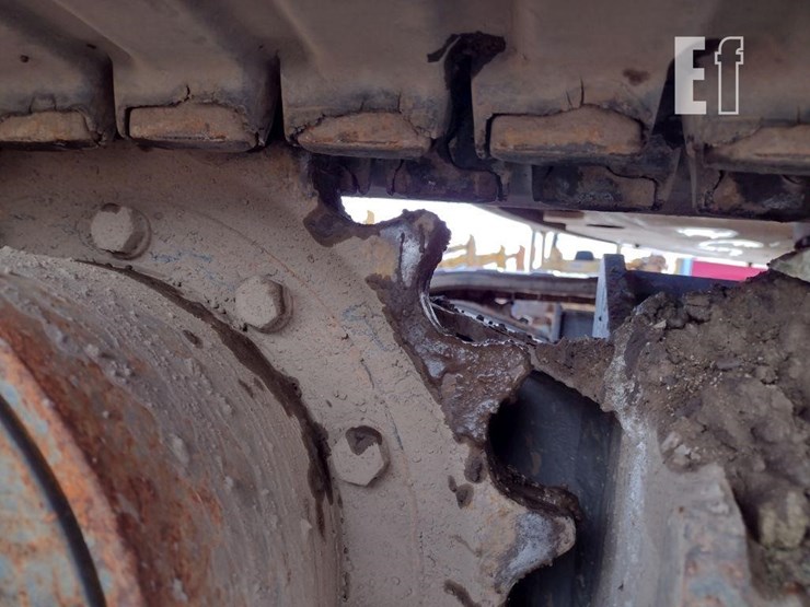 2016-volvo-ecr58d-image-37