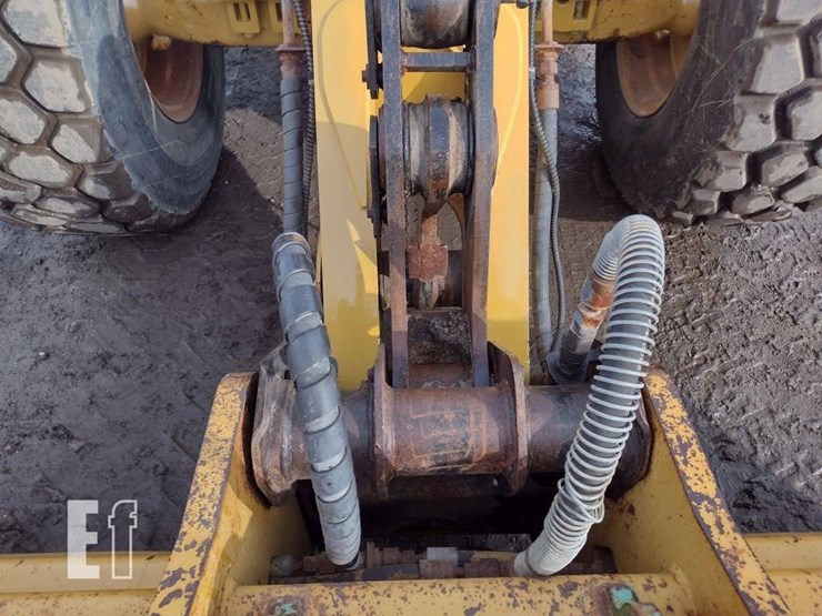 2006-caterpillar-930g-image-17