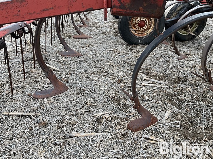 hesston-2210-image-19