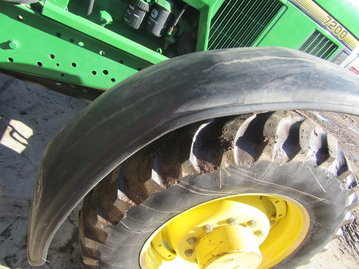 john-deere-7200-image-29
