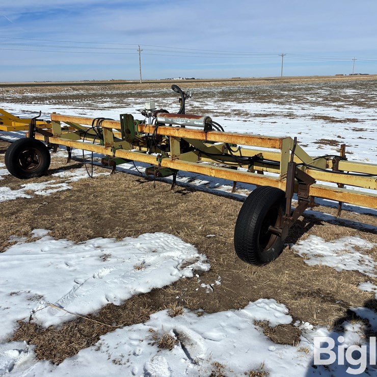 Hamby 4x4 Toolbar NH3 Chisel