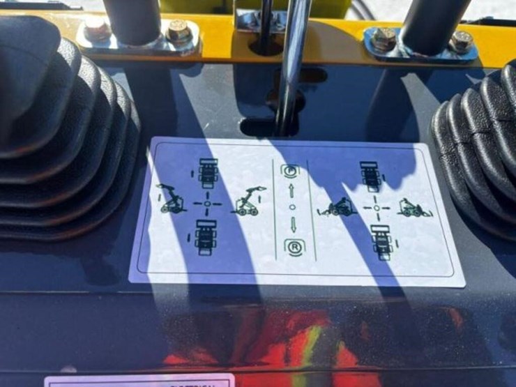 unused-2025-sdlanch-sdll60-skid-steer-image-19