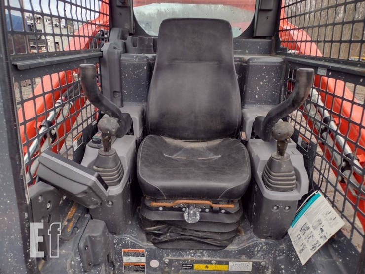 kubota-svl75-3-image-10