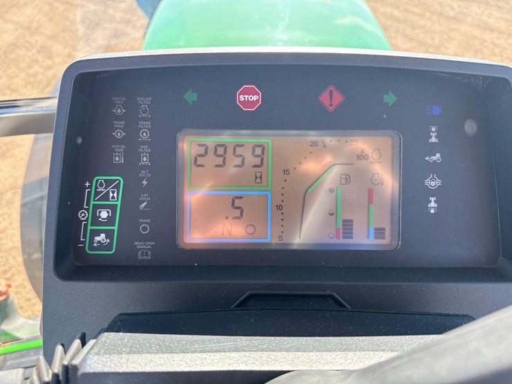 john-deere-7810-image-22