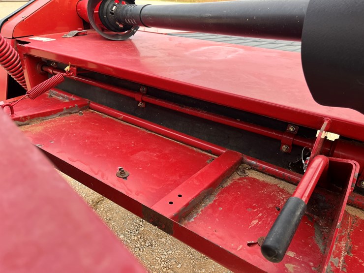 2014-new-holland-313-image-14