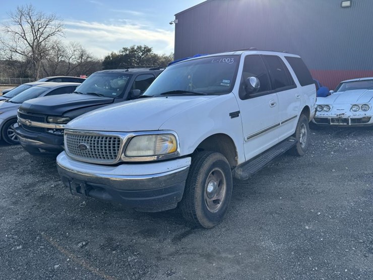 1999-ford-expedition-xlt-image-1