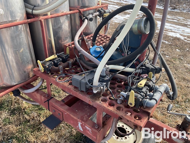 chem-farm-pull-type-multi-tank-plot-sprayer-image-10