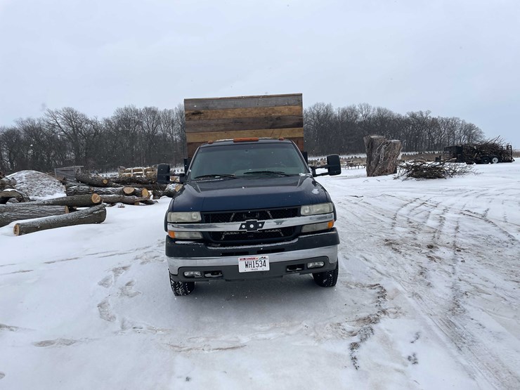 2002-chevrolet-2500-image-2