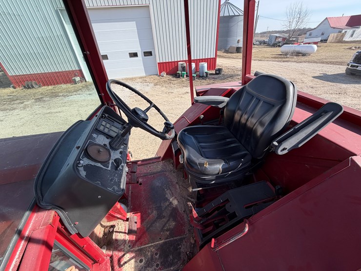 international-986-image-14