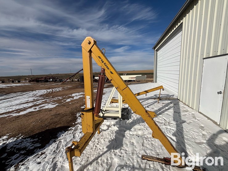 ag-crane-3-pt-lift/crane-image-6
