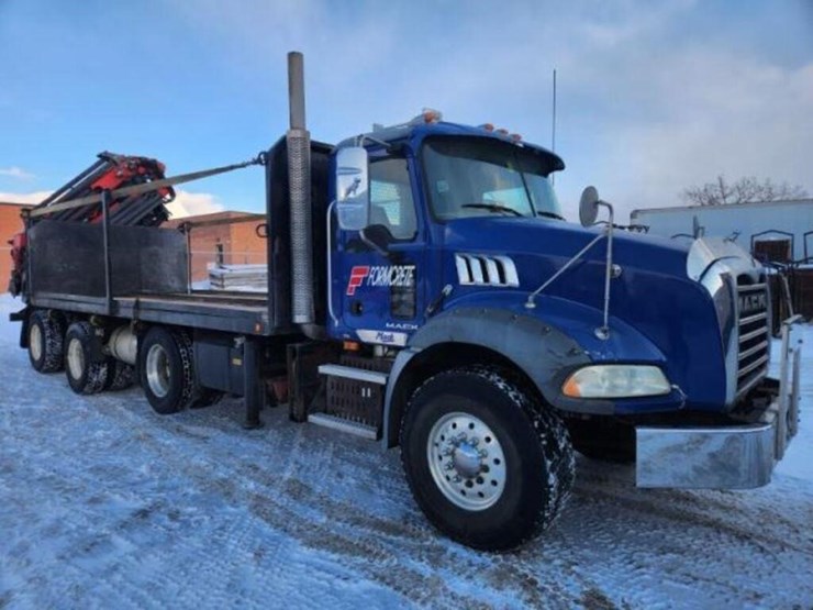 2007-mack-gu813-tri/a-boom/flatbed-truck-1m2ax16c9-image-3