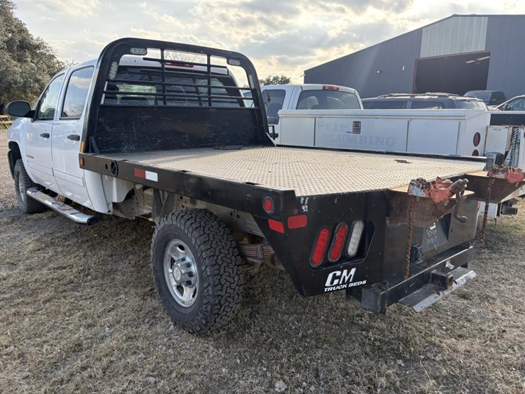 2009-chevrolet-3500-image-6