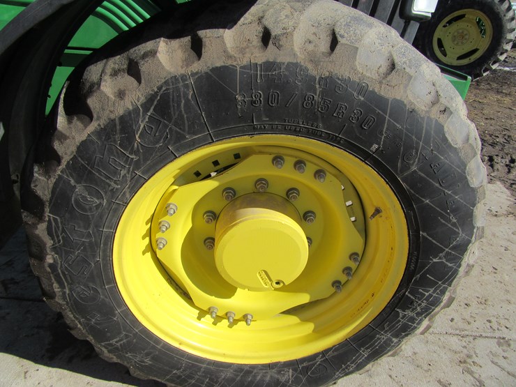 john-deere-7520-image-34