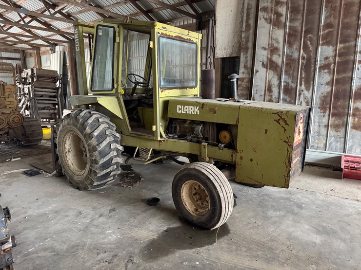 #1023-•-clark-ut-60-forklift-image-7