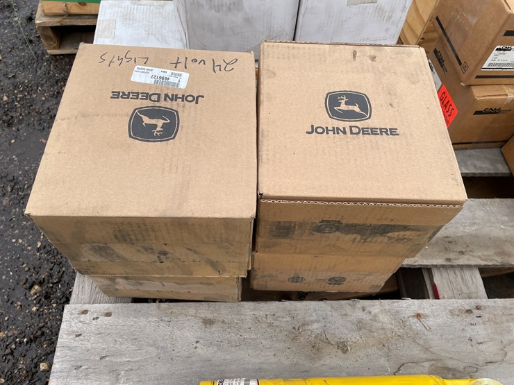 john-deere-24-image-1