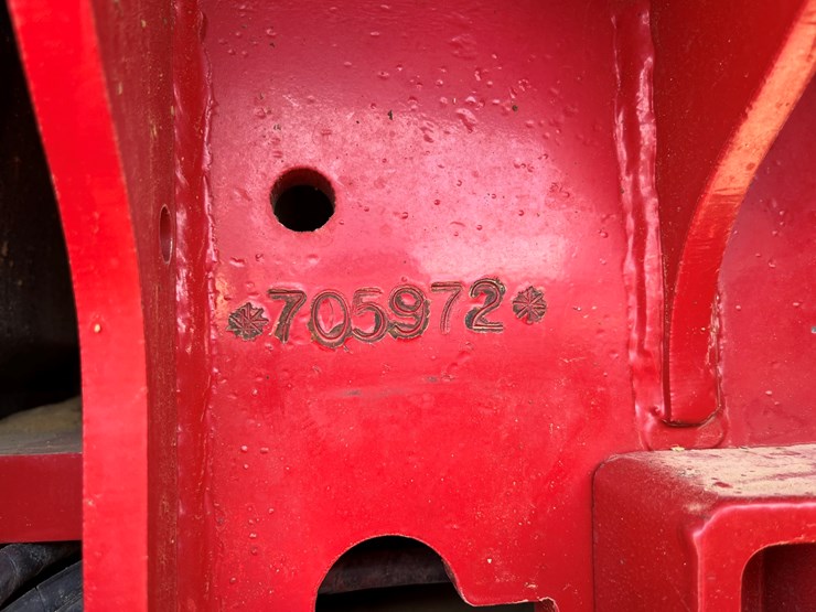 2017-versatile-610-image-28