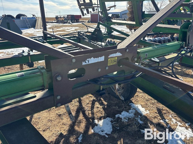 1990-john-deere-610-image-16