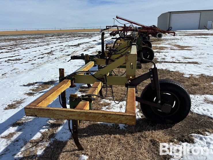 hamby-4x4-toolbar-nh3-chisel-image-4