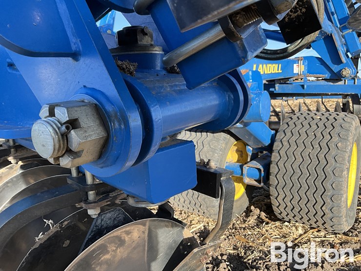 2018-landoll-7530-35-image-10