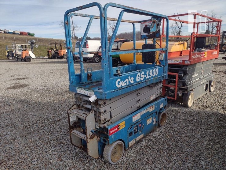 2012-genie-gs1930-image-1