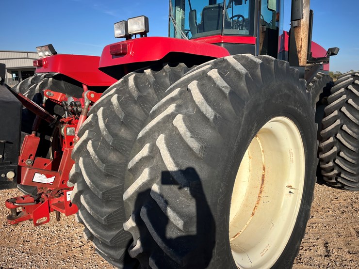 2004-versatile-2360-image-13