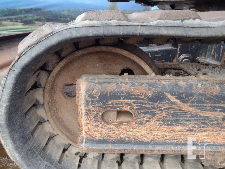 2014-bobcat-e85-image-34