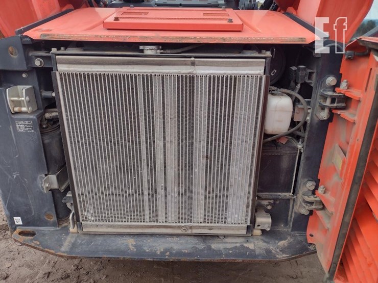 2019-kubota-svl95-2s-image-37