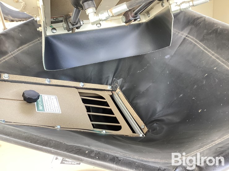 2014-unverferth-3750-image-16