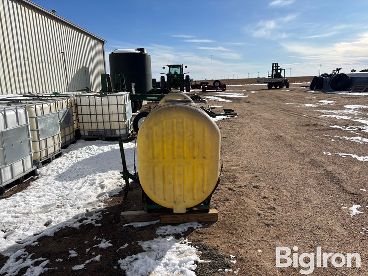 john-deere-front-mount-saddle-tanks-image-4