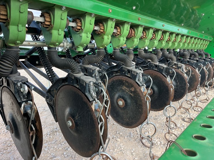 2016-john-deere-bd1110-image-12