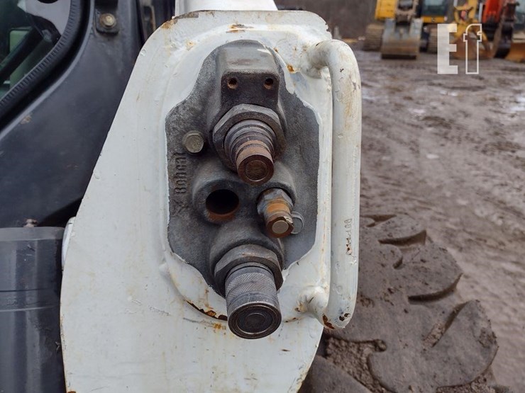 2015-bobcat-a770-image-16