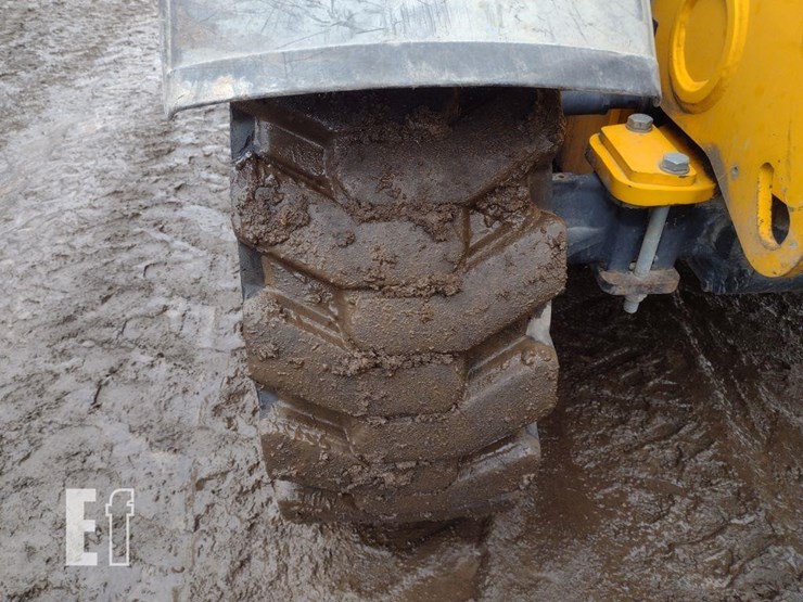 2019-jcb-505-image-18