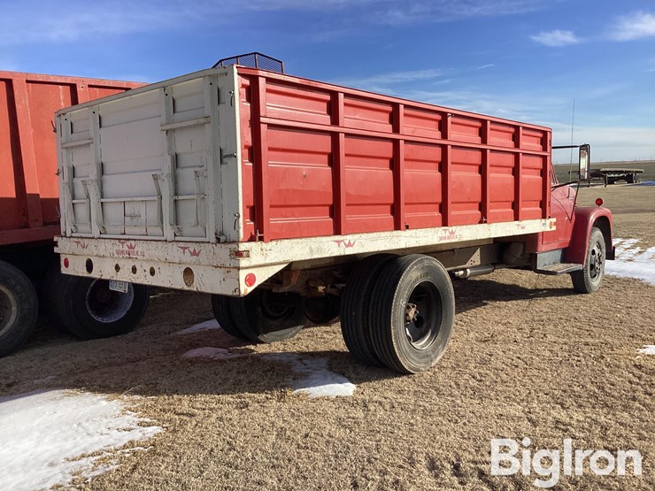 1967-international-loadstar-image-5