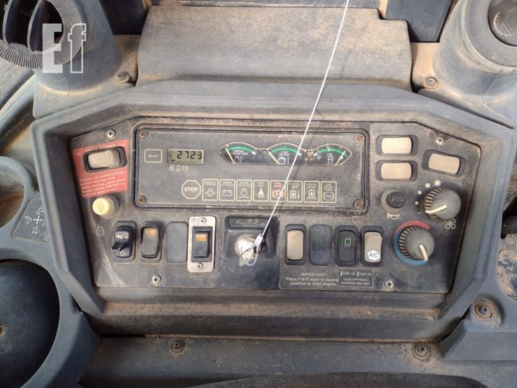 2002-deere-310sg-image-7
