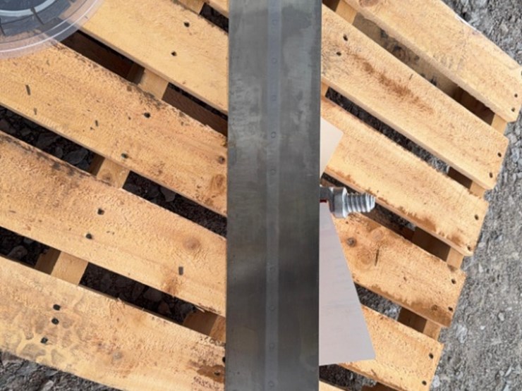 unused-3'-fresno-trowel-+-12"-core-cut-concrete-blade-image-6