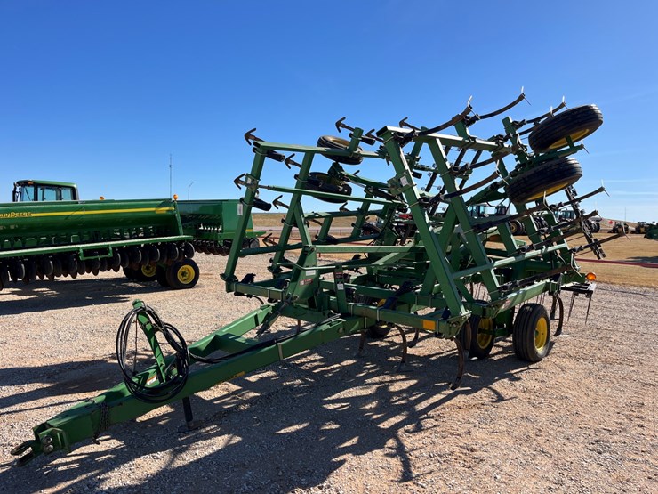 1999-john-deere-980-image-1