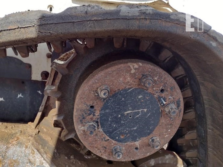 2017-bobcat-t650-image-21