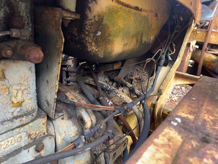 minneapolis-moline-diesel-backhoe-image-21