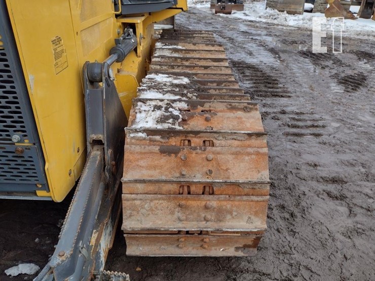 2022-deere-650k-lgp-image-30