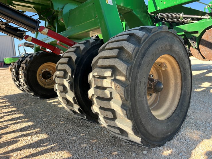 2016-great-plains-3s4000-image-18