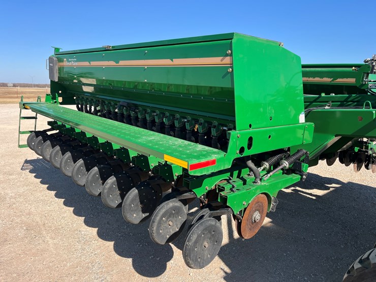 2016-great-plains-3s4000-image-31