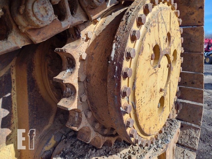 caterpillar-d6h-image-18