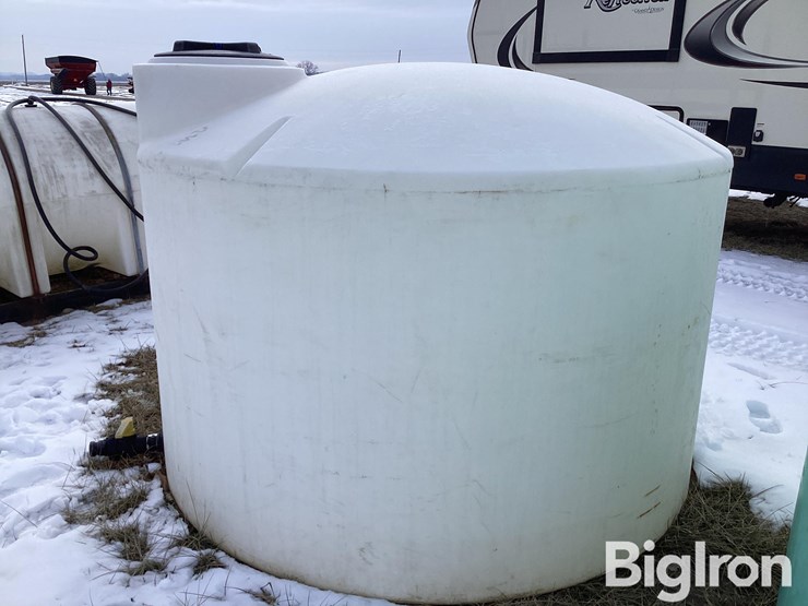 1,550-gallon-water/liquid-fertilizer-tank-image-8