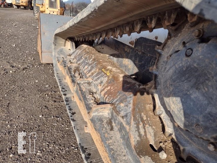 2019-bobcat-t770-image-25