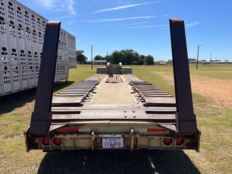 #t8232-•-1970-phelan-trailer-image-12