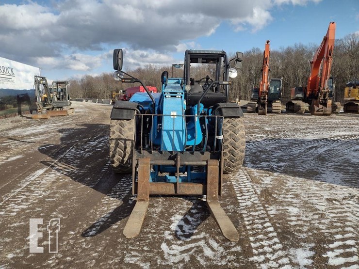 2019-genie-gth1544-image-2