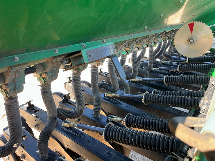 2004-great-plains-3s-3000-image-30