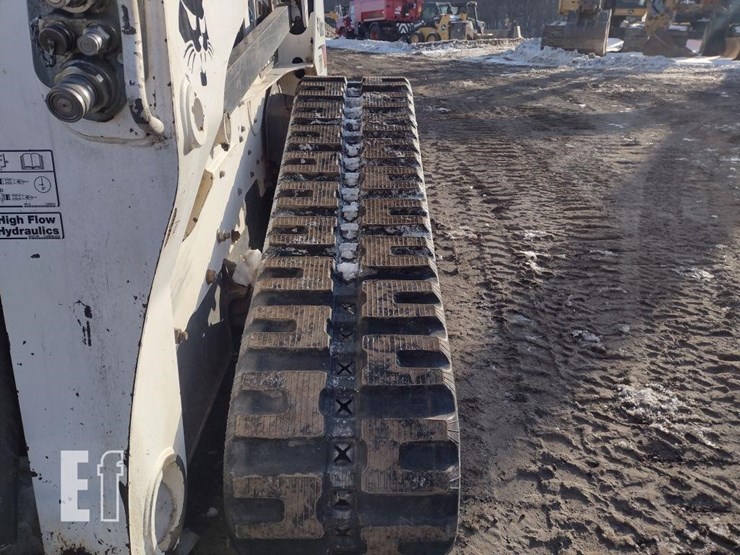 2020-bobcat-t870-image-28