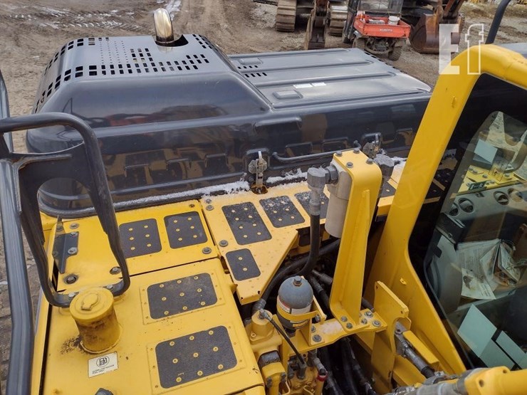 2021-komatsu-pc170-lc-11-image-47